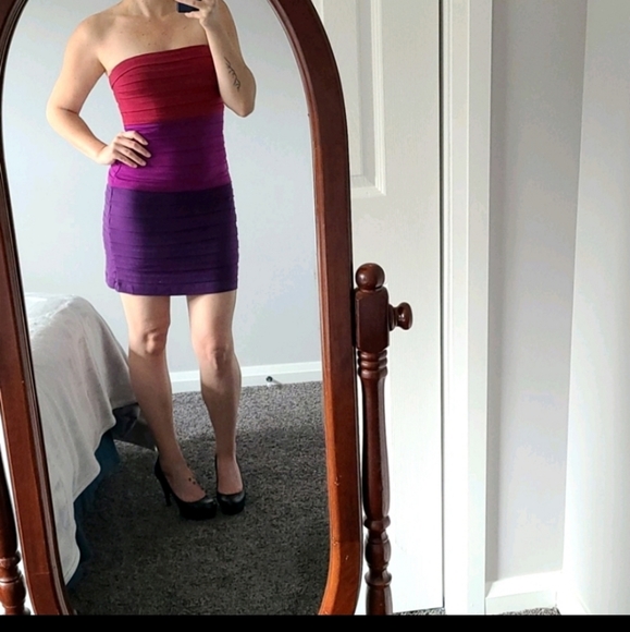 Classic Platform Pumps - Picture 4 of 7